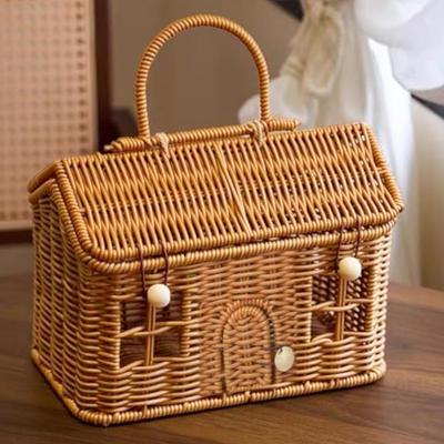 Panier en Rotin Forme Maison Panier Pique-nique en Rotin Tressé Rangement Vintage Cadeaux de Mariage avec Couvercle Créatif Rustique Décor Organisateur