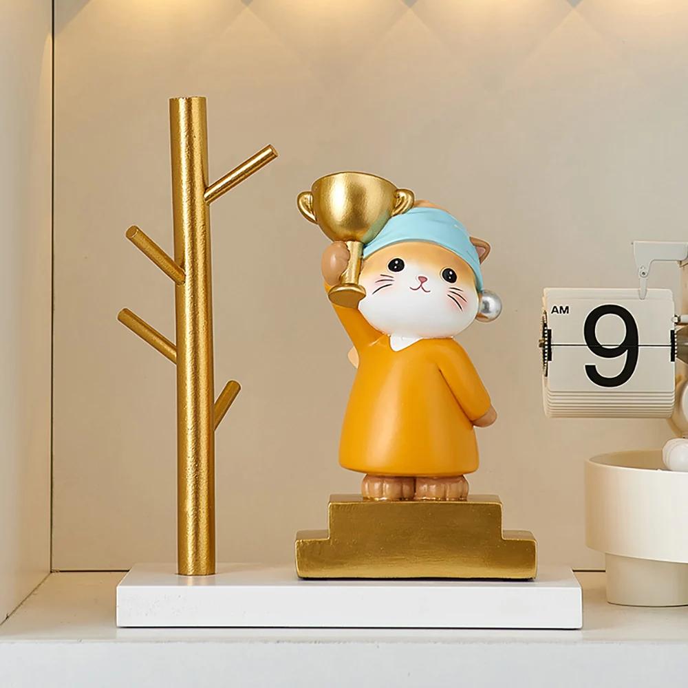 Lovely Cats, Creative Living Room, Wine Cabinet Decorations, Birthday And Graduation Gifts For Girls, Cute Resin Ornaments