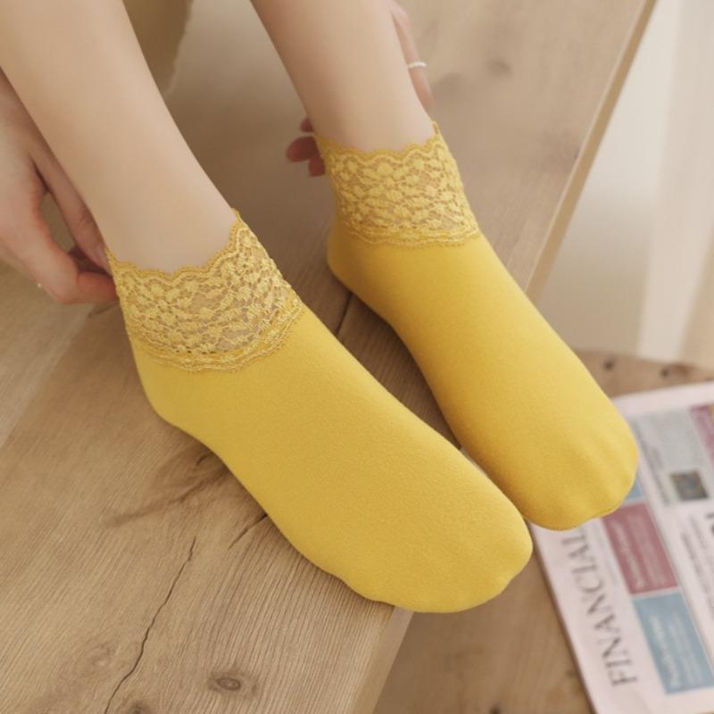 Women Ankle Socks Super Soft Lace Trim Non-Slip Highly Elastic Stretchy Thicken Thermal Harajuku Women Floor Socks