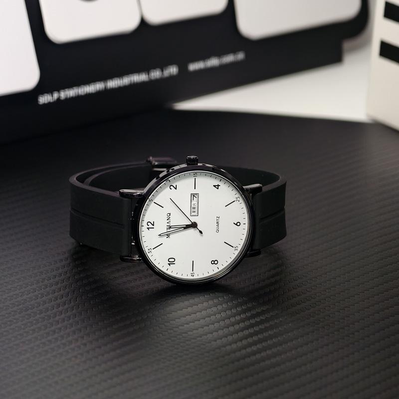Business Watch Men'S Trend Fashion Magnetic Buckle Luminous Quartz Watch