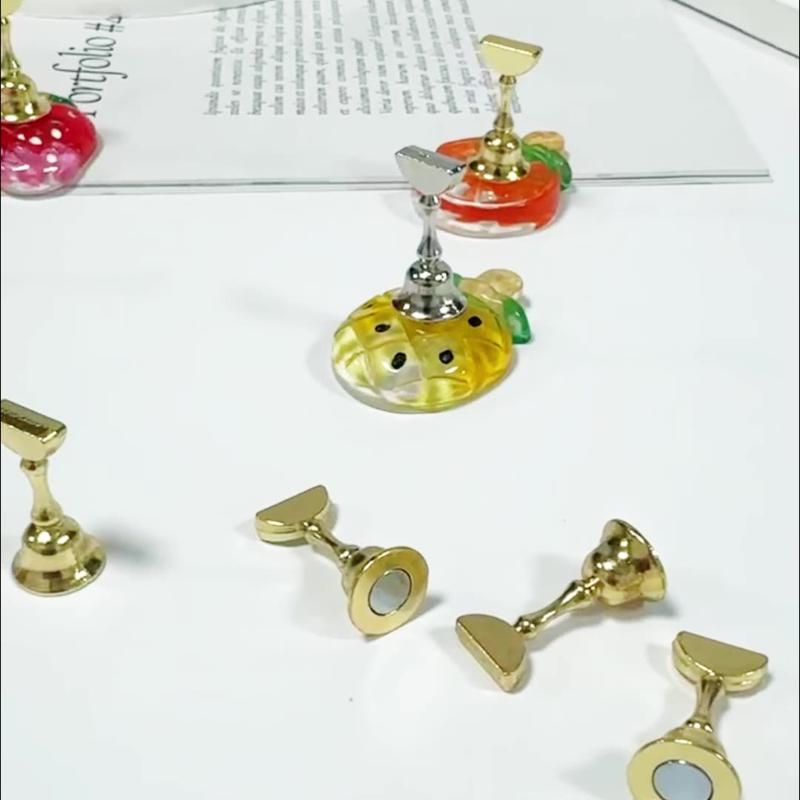 Cute Fruit Strawberry Tray Chess Magnetic Nail Tips Display Stand Acrylic Show Nail Holder Practice Gel Polish Fake Nail Showing