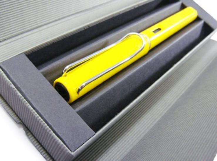 LAMY Safari Reservoarpenna F-spets, Gul, Storlek (Bra), L18-F [Begagnad]