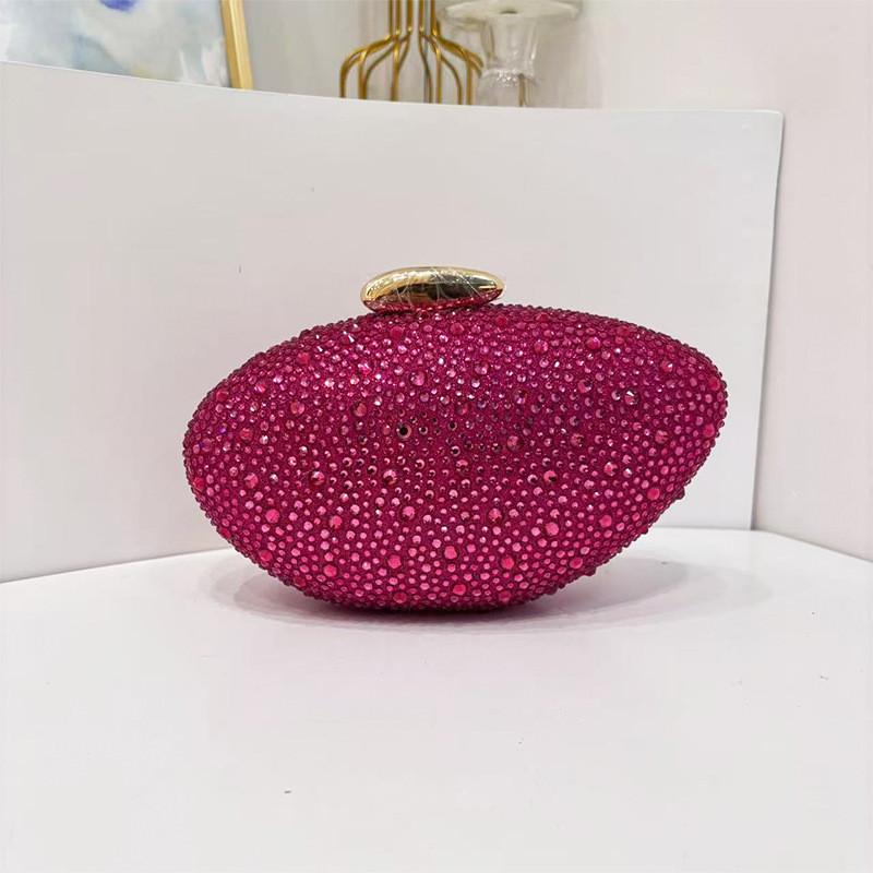 Borsa a Pochette in Acrilico con Catena e Strass per Serata e Uso Casual