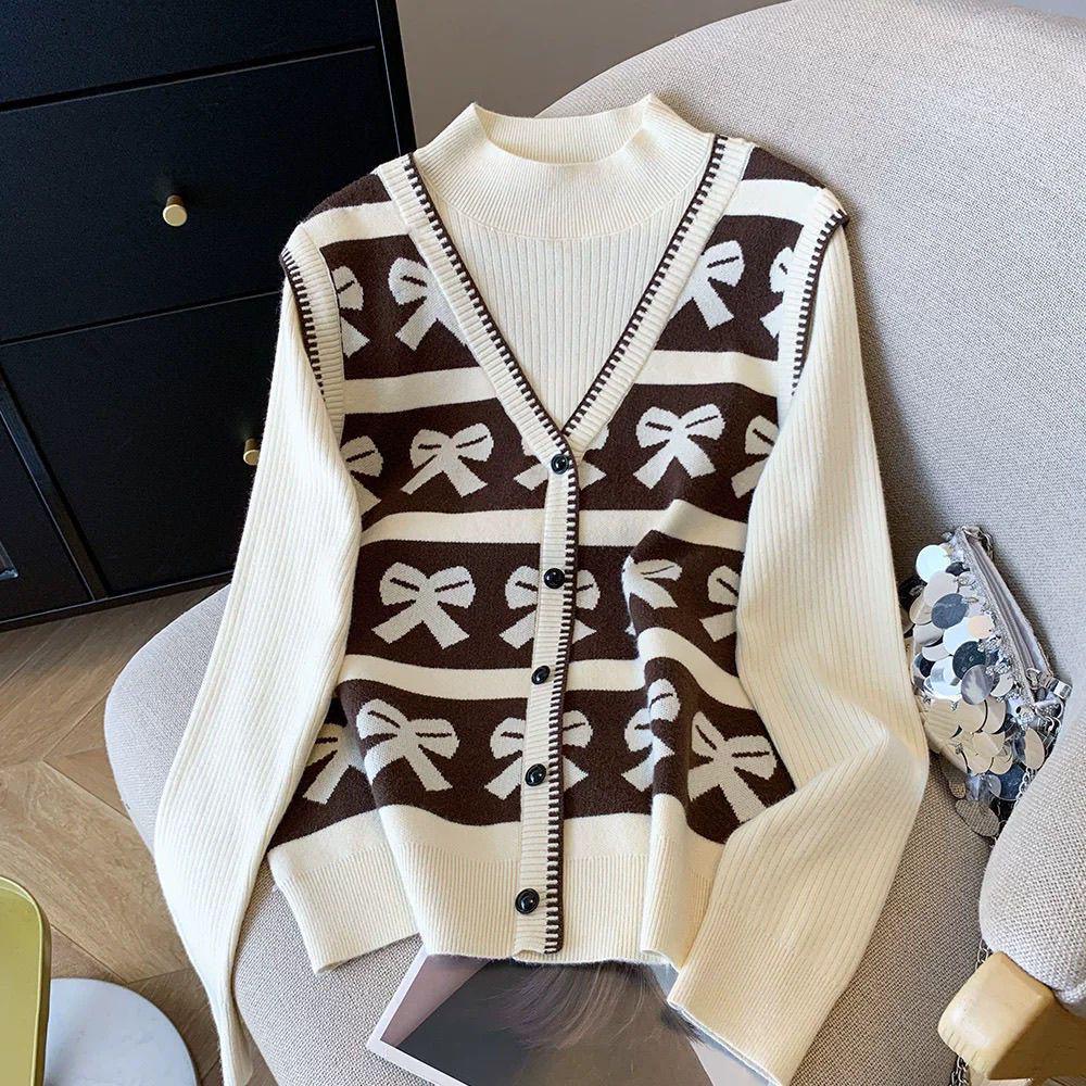 

Plus Size Knit Patchwork Cardigan Top - Slimming Two-Piece Effect for Chubby Women (Autumn/Winter) 4XL (recommended 165-180 kg) грязно-белый