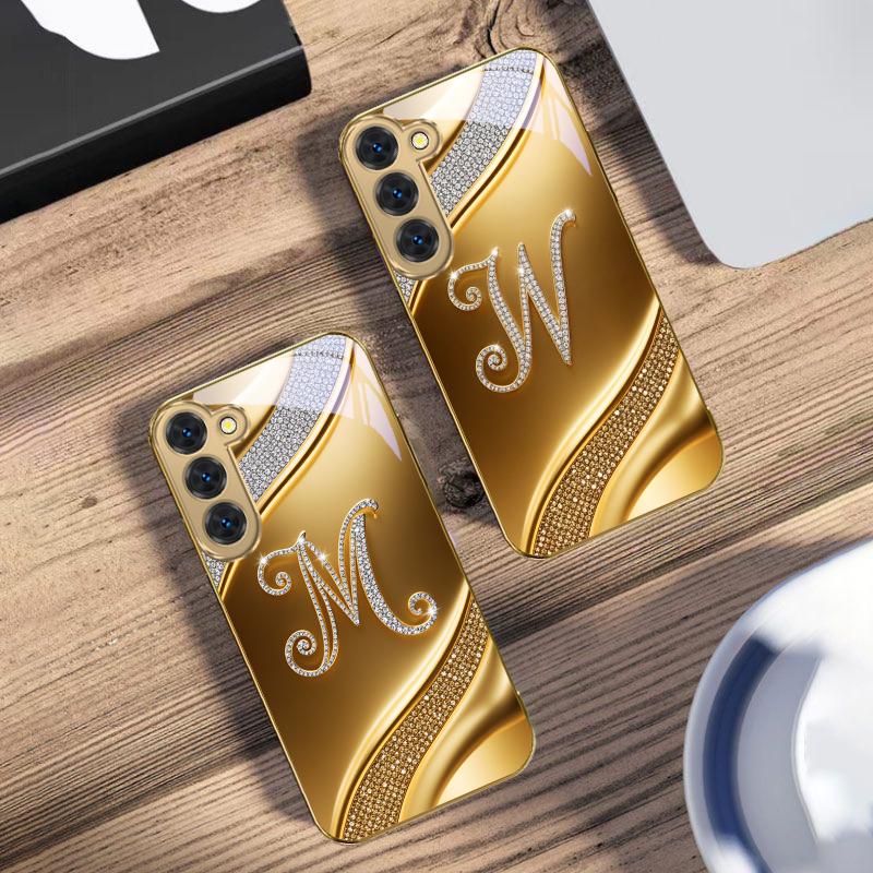 אותיות "M W" מדהימות עבור Samsung Galaxy S26 S20 FE S21 S22 S23 Plus S24 Ultra 25Ultra S21+ S9 S22 S8 כיסוי טלפון זכוכית מוזהבת