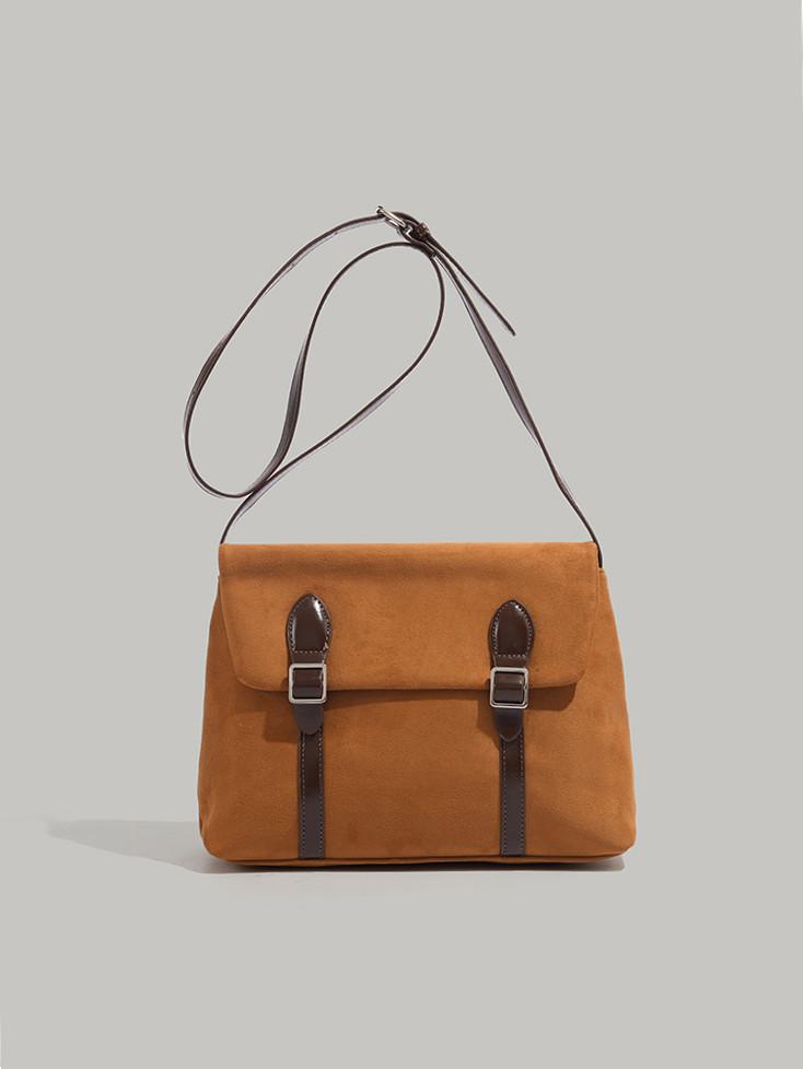 

Korean ins niche design suede retro single shoulder diagonal cross messenger bag 2025 new large-capacity messenger bag tide коричневый