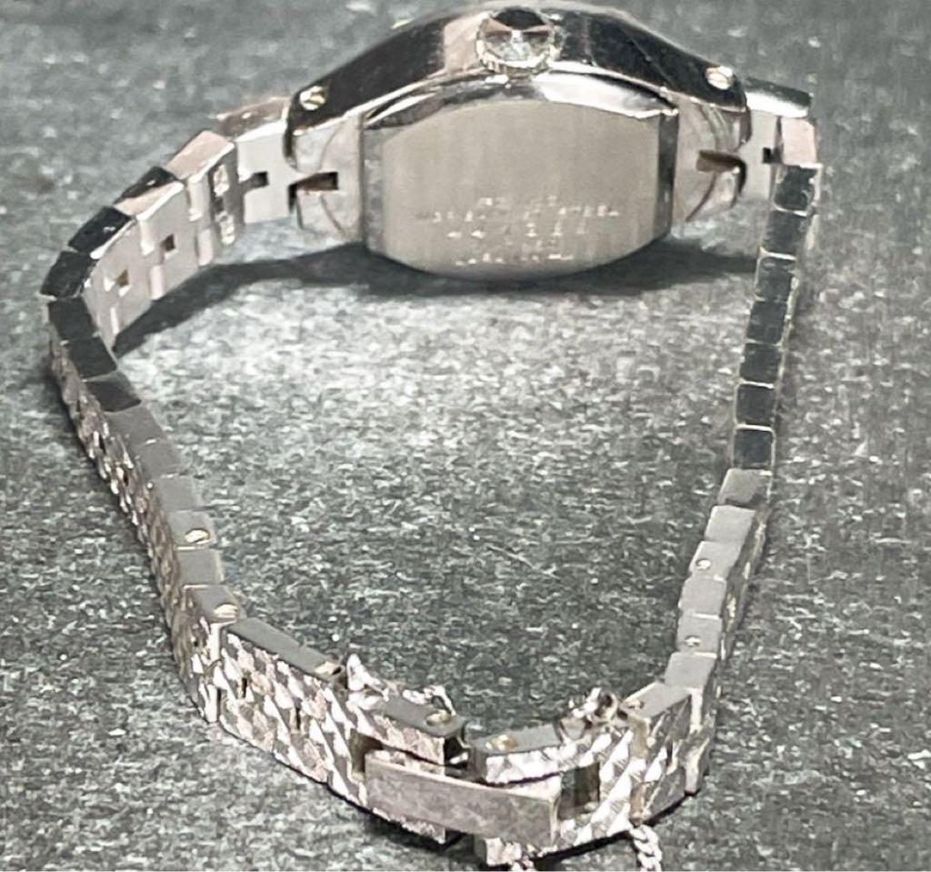 [USED] Seiko Analogue Hand-Wound Watch with Vintage Blue Dial and Silver Dial