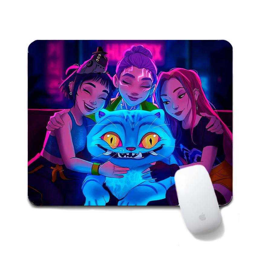 K-Pop Demon Hunters Women's Group Non-Slip Mouse Pad, 20x24cm
