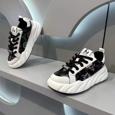 Obuwie męskie – Sneakersy