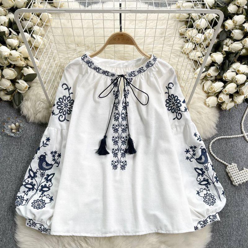 

Ethnic Style Retro Machine Embroidery Shoelace Tassel round Neck Loose Slimming Youthful-Looking Puff Sleeve Top Women s Holiday Shirt White All yards