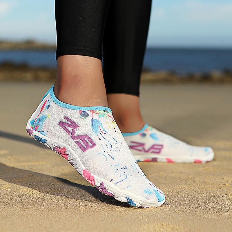 New Outdoor Canyoning Shoes Lightweight Quick-Dry Water Shoes Couples Yoga Fitness Shoes Hiking Mountaineering Five-Toe Shoes