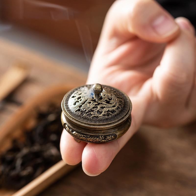 New Retro Opper Incense Burner Twelve Zodiac Signs Burner Brass Incense Holder With Cover Sandalwood Cense Buddhism Home Decor