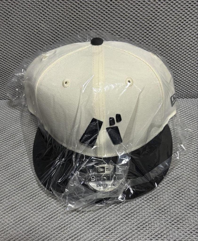 [USED] Bananaman New Era Black and White