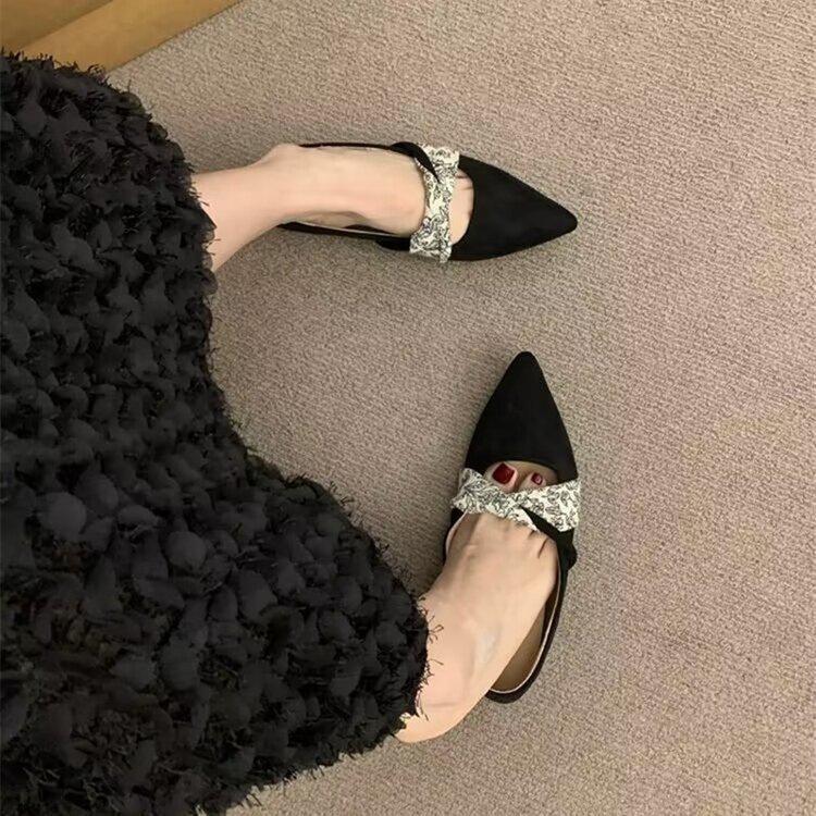 Flat Bottom Pointed Mary Jane Grandma Shoes New Autumn Gentle Wind Evening Shoes with Skirt Ladyshoes
