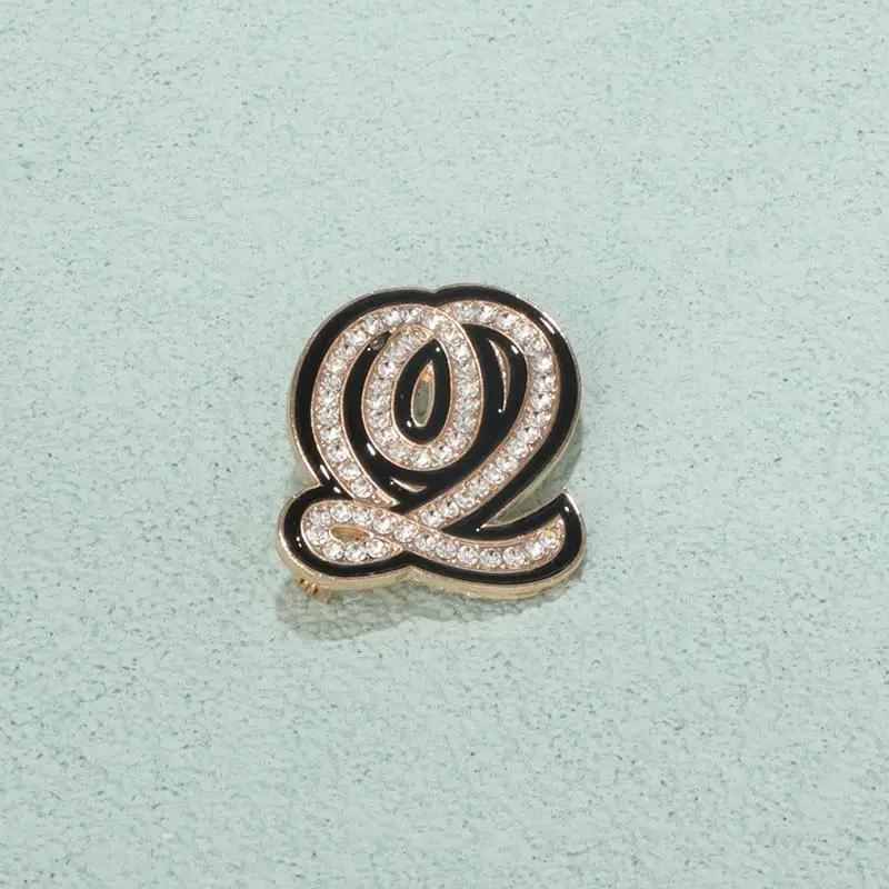 Kristal Yapay Elmas A-Z 26 Harf Broş Kadın İngiliz Alfabesi Broş İğne Korsaj Unisex Yaka Takısı Kıyafet Çanta Dekoru Hediyeler