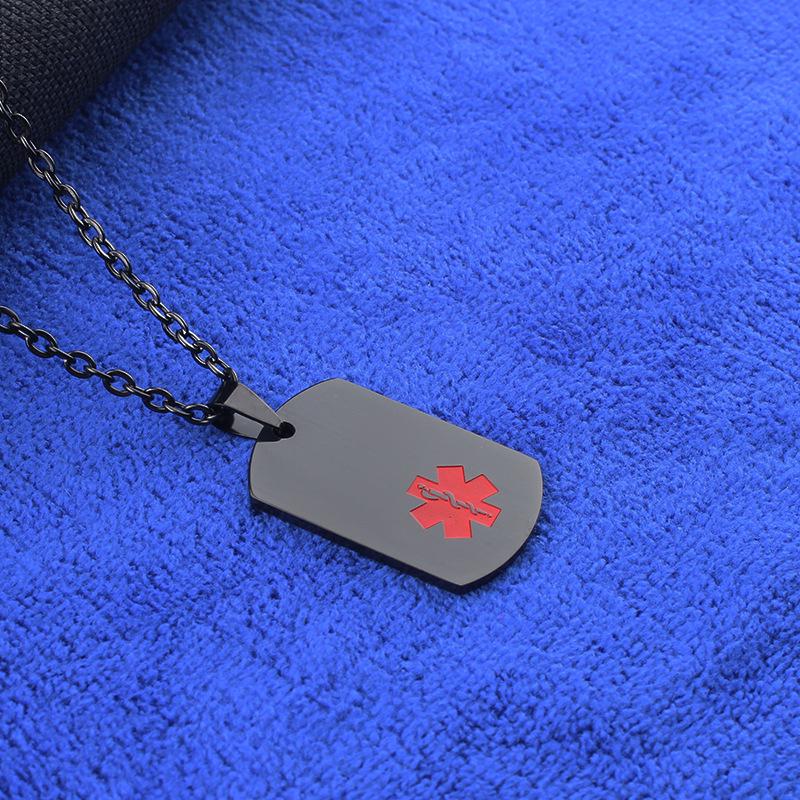 Męski naszyjnik z psią tagiem ze stali nierdzewnej z symbolem medycznym