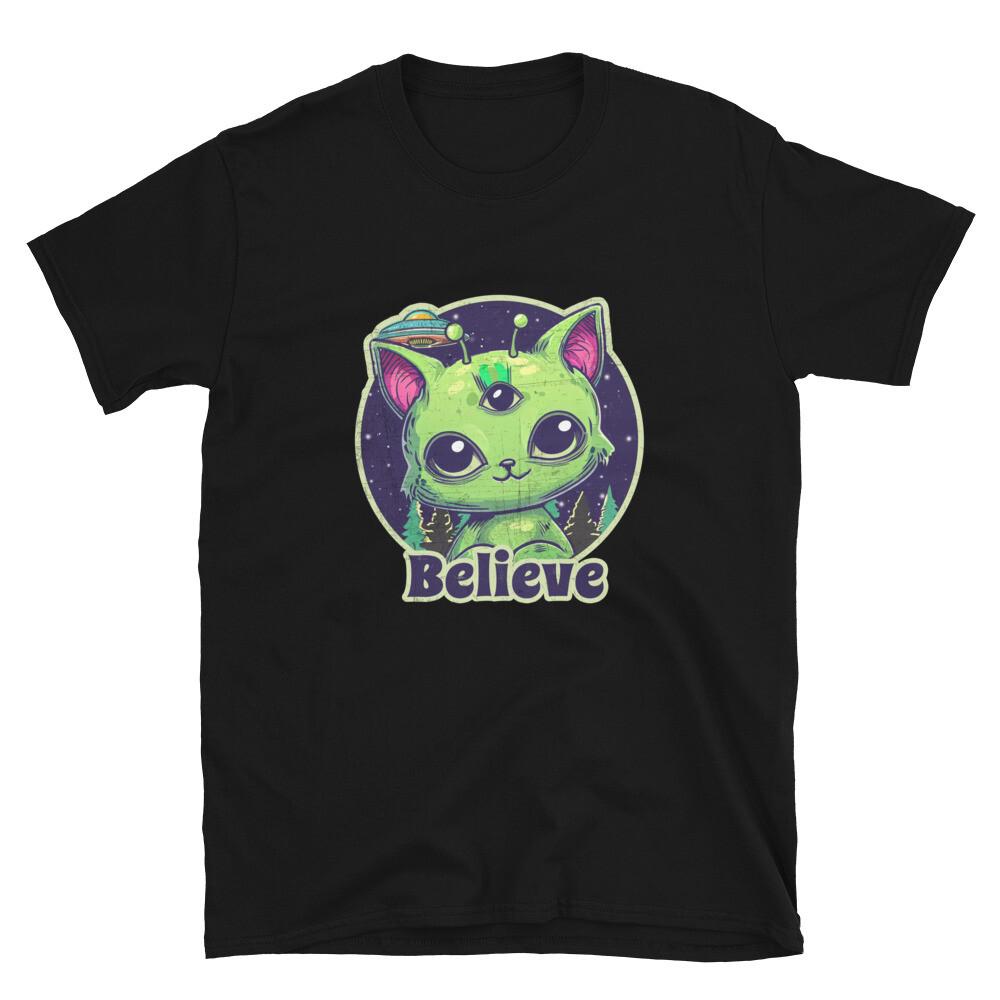 Cute Alien Cat Belive in UFO Kawaii T-Shirt Unisex T-Shirt XL