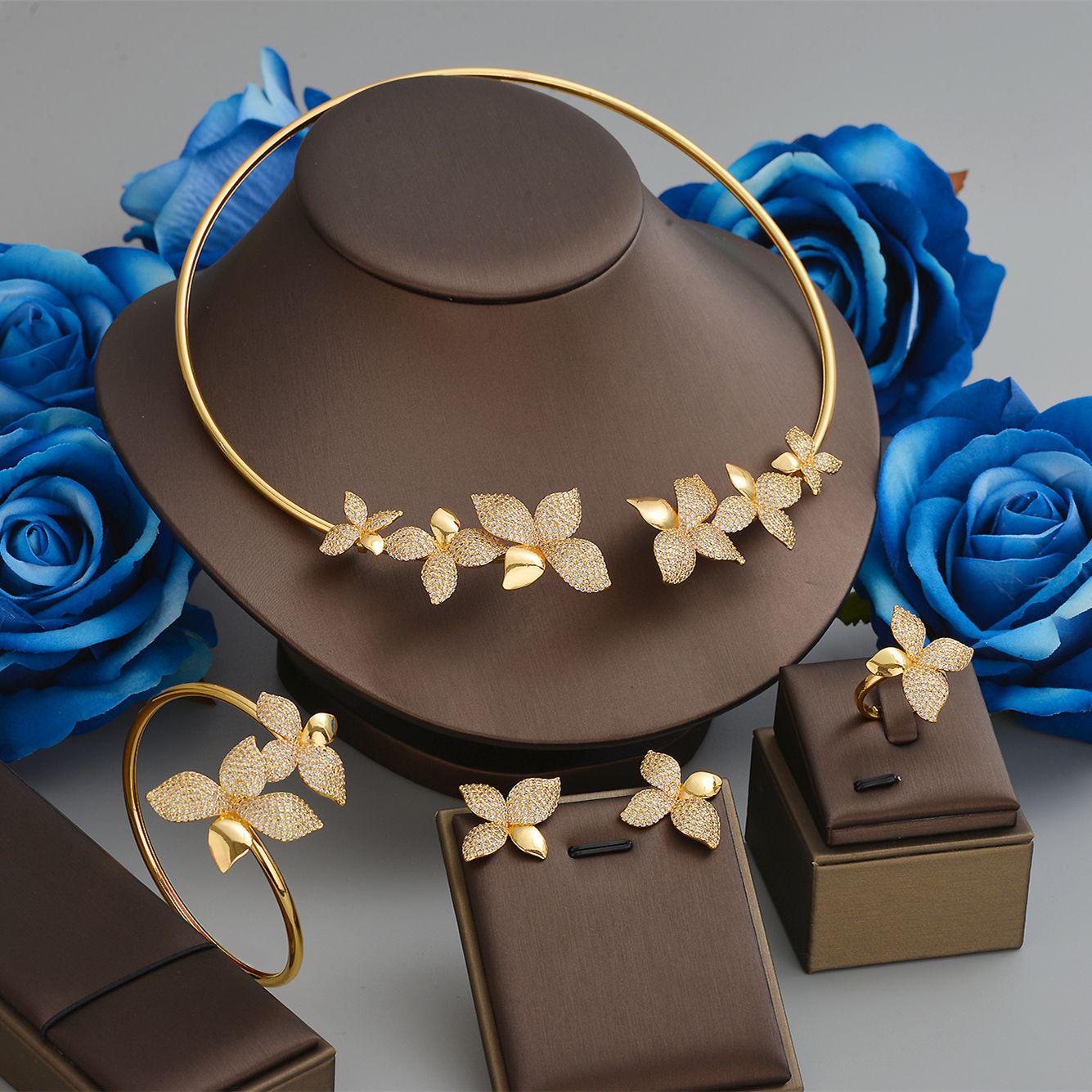 Four-Leaf Open Petal Bracelet - European & American Style Jewelry