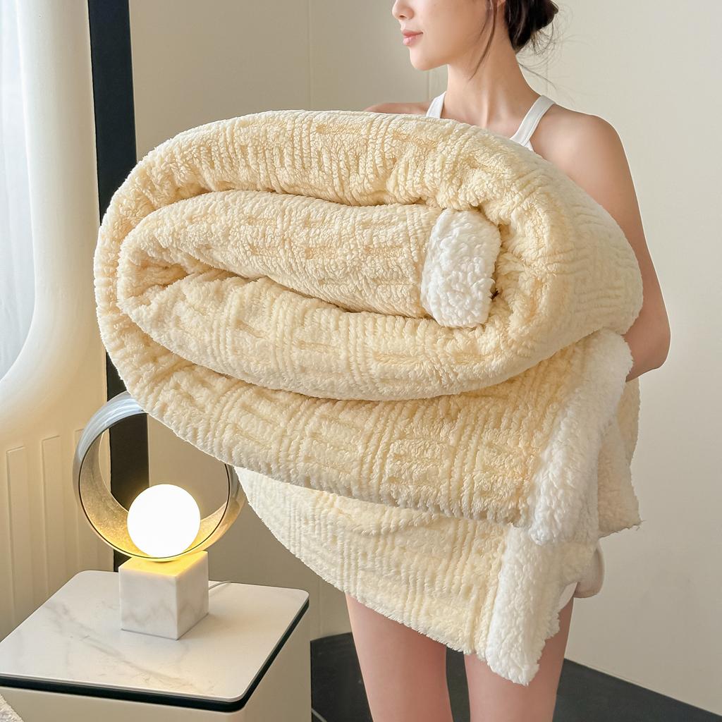 Thick Fleece Blanket Ultra-Soft All-Season Couch Camping Travel Machine Washable Cozy Home Decor For Living Room Bedroom Office