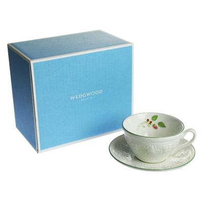 Gebrauchtes Wedgwood Festivity Himbeerfarbenes Porzellan-Teetasse mit Untertasse
