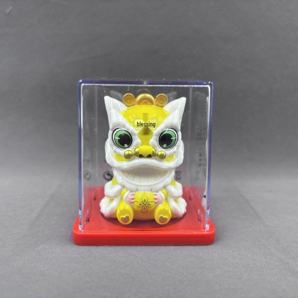Solar Lion Car Ornament: Wealth-Attracting Chinese Style Decoration & Gift