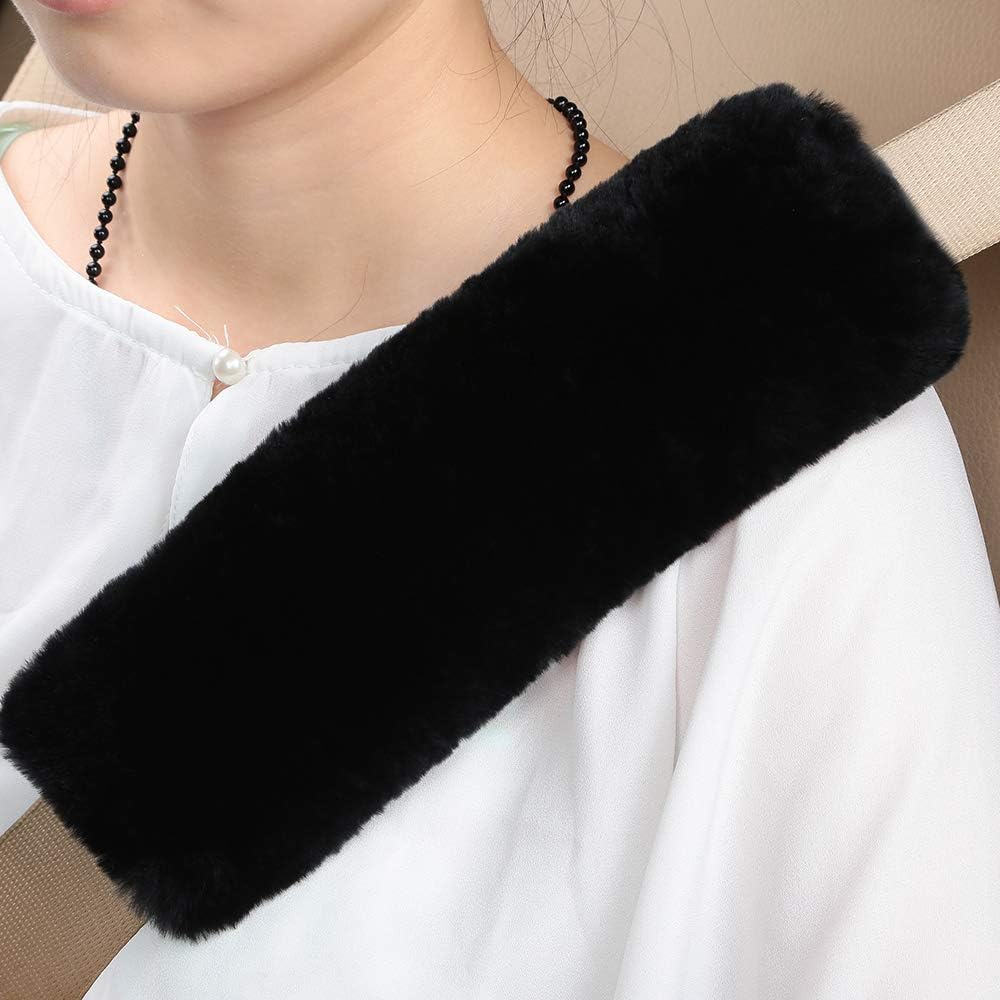 OGLAND  Sheepskin Soft Fuzzy Car Seat Belt Cover Pad, Comfy Fluffy Seatbelt Covers for Shoulder Pad Neck Cushion Protector Car Accessories Woman Man