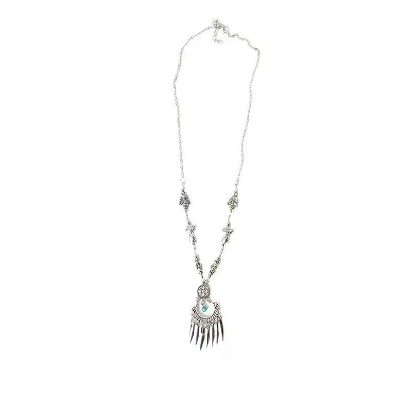 

New Chinese-style exotic ethnic style necklace niche collarbone chain new Miaojiang girls sweater chain accessories
