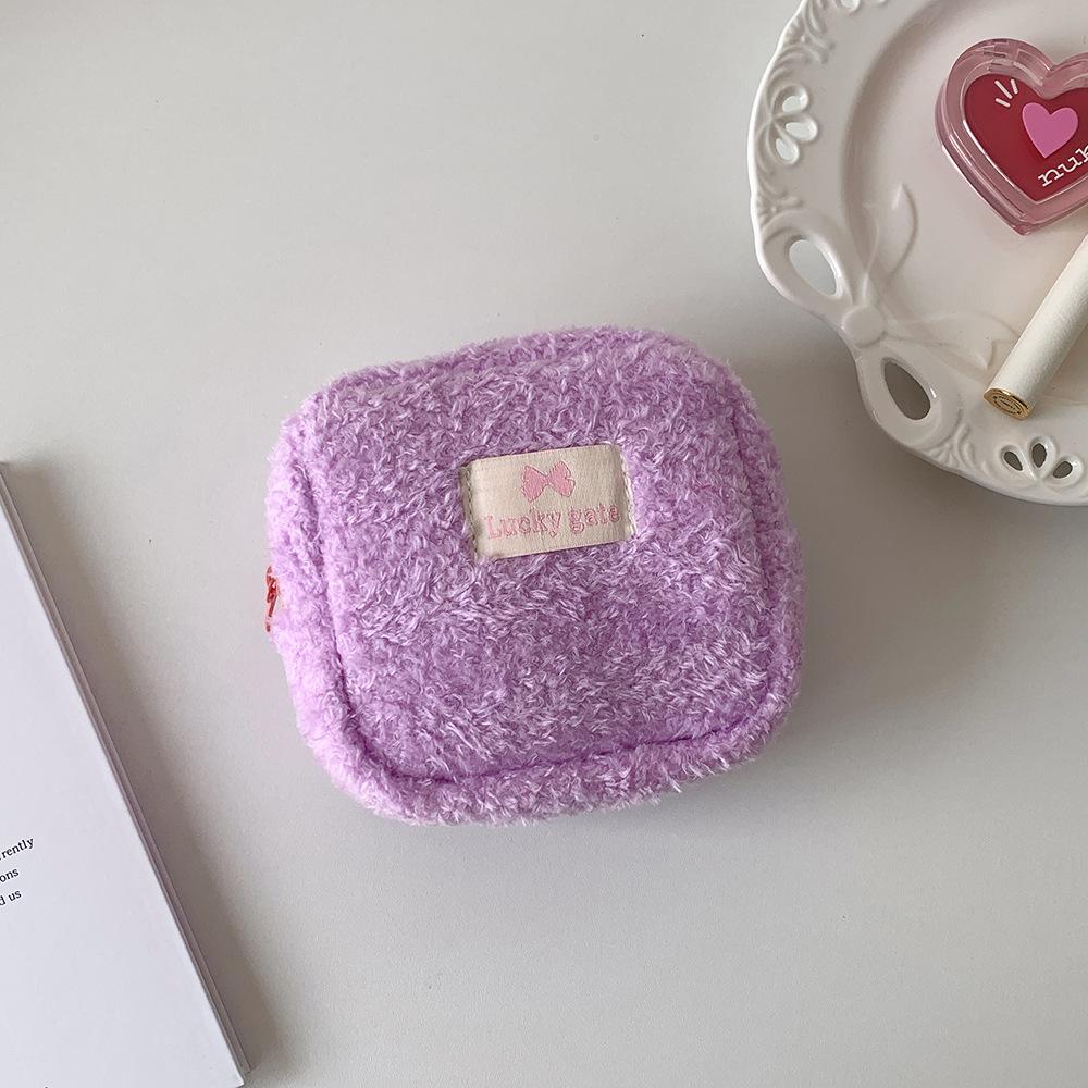 Ins Plush Square Makeup Bag Small Cosmetic Organizer Student Earphones Data Cable Storage Bag Travel Organizer Bags Toiletry Bag