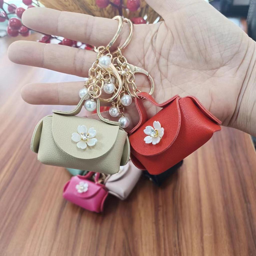 Xiaohongshu Mini Keychain Bag - Cute & Stylish Coin Purse and Korean-Style Leather Car Key Pendant