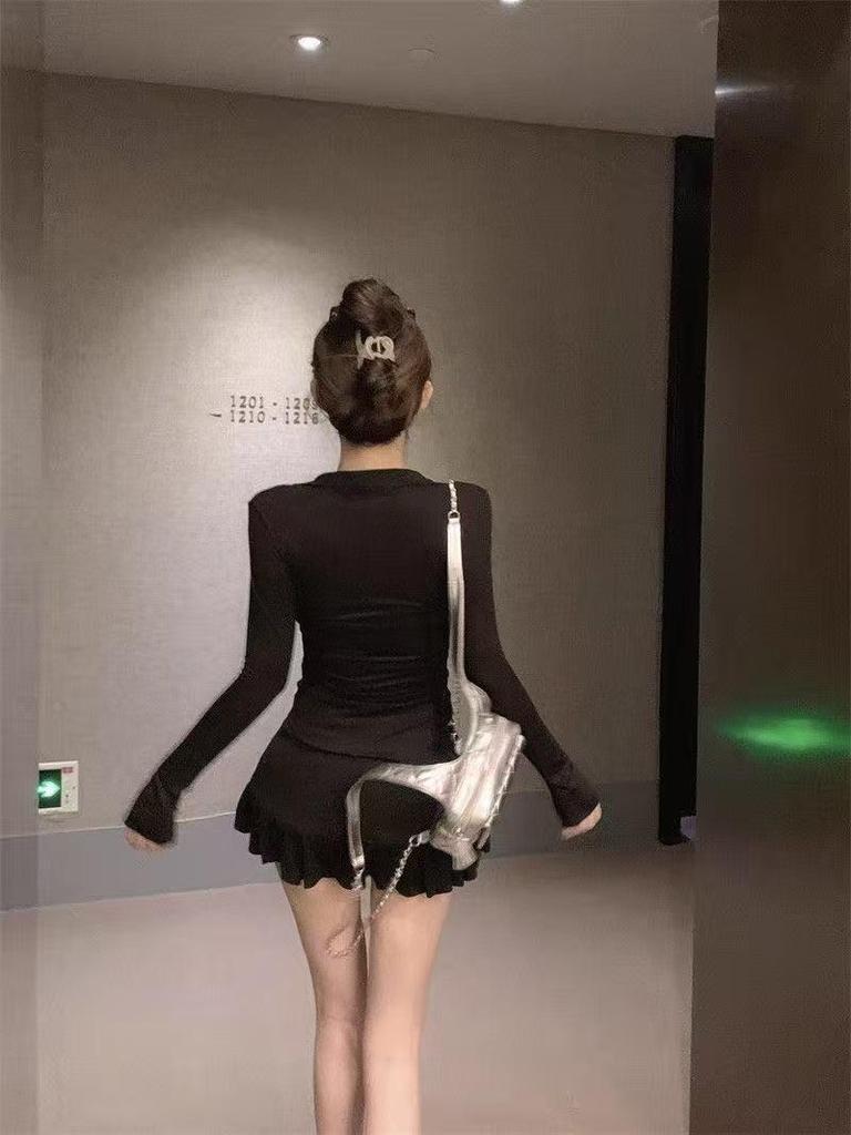 Elegant Deep V-Neck Long-Sleeve Top & High-Waisted Pleated Skort Set