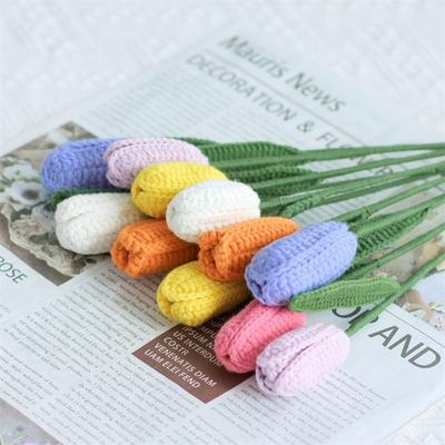Hand-woven Knitted Tulips Flower Creative Finished Handmade Plant Artificial Tulips  Wedding Decor