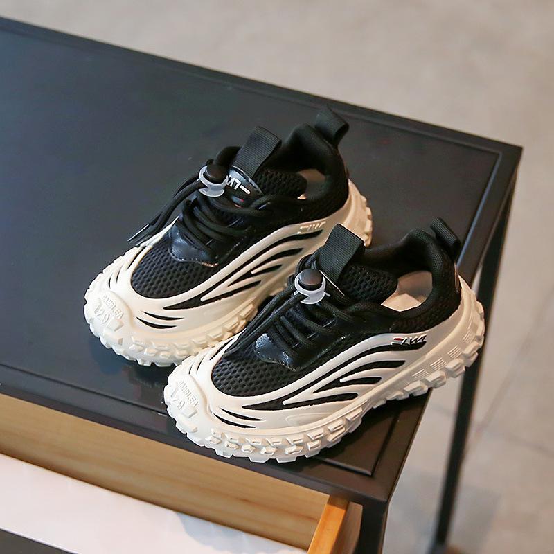 

Children s tire sole dad shoes boys sports shoes 2025 new girls breathable mesh shoes mesh casual white shoes 26-31 yards, 6 pairs in one hand чёрный