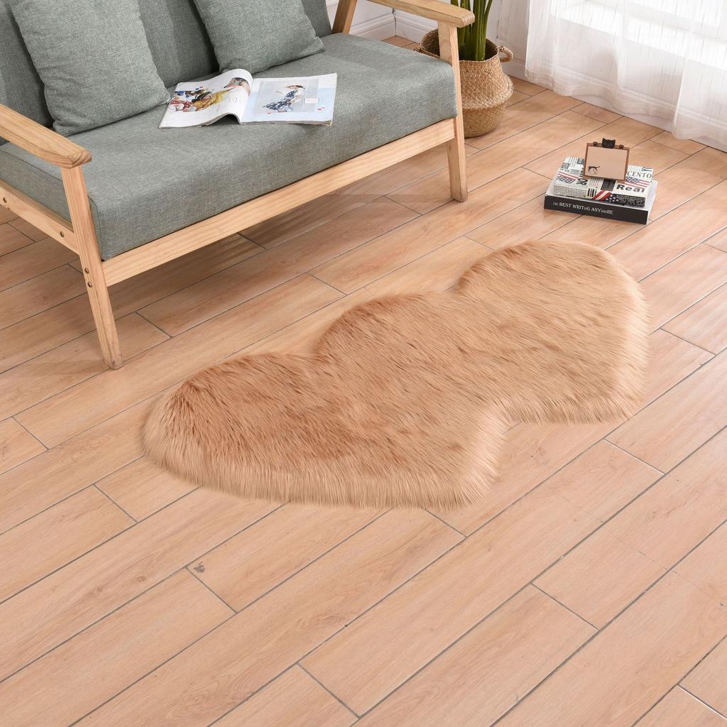 Double Heart Shape Carpets Soft Plush Doormat Floor Non Slip Rugs Living Room Sofa Plush Carpet Bedroom Cover Mattress