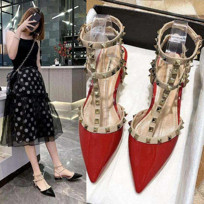 Fashion 2024 Studded Low Heel Ladies Square Heel Pointed Toe Shoes Women's New Sexy Ladies Shoes Sandals Zapatos Transparentes De Mujer