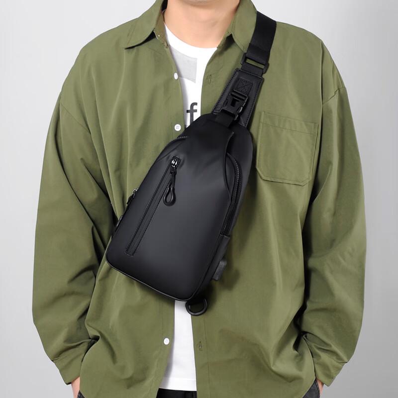

Li Shen Men s Casual Crossbody Bag