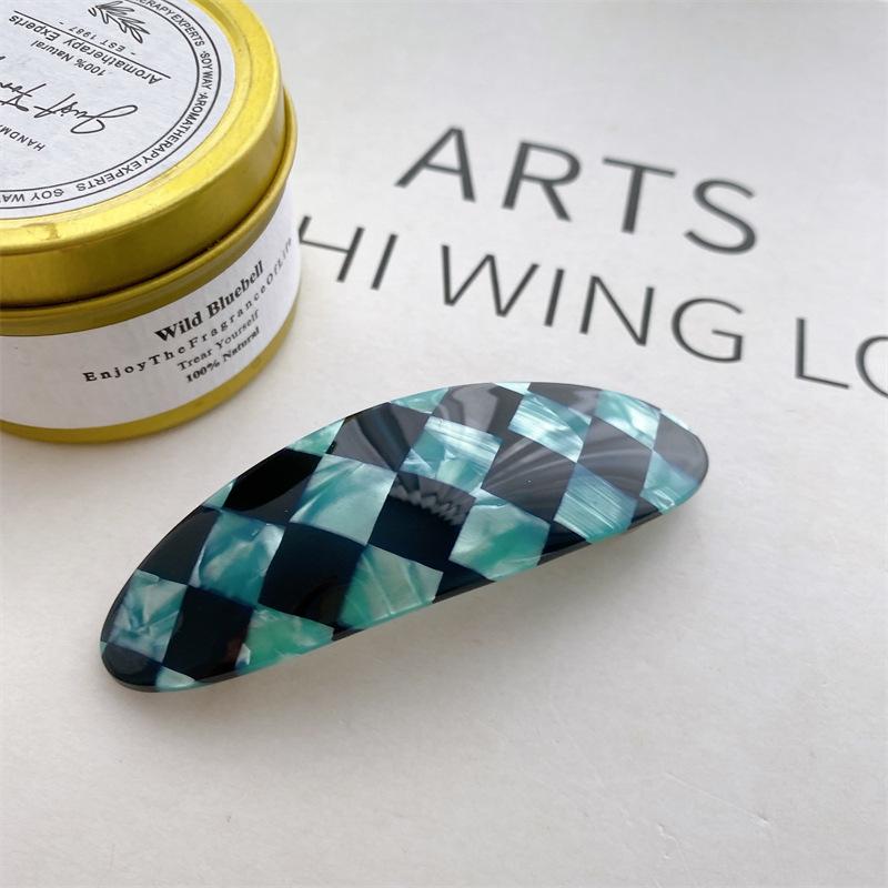 

Handcrafted Premium Quality Hair Claw Clip In Vintage Checkerboard Design Women For StyleE