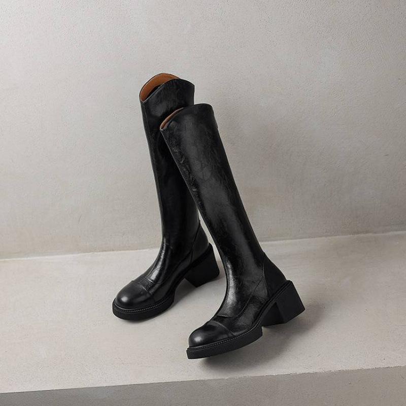 Koreanische Version von Damenmode-Stiefeln mit mittlerem Absatz und großer Größe, neue dicksohlige, rutschfeste Damenstiefel mit Reißverschluss, Herbst- und Winter-Hochstiefel