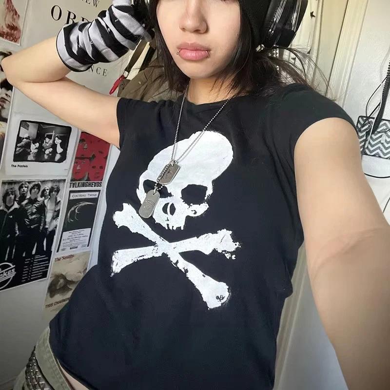 Womens Gothic Emo Graphic Shirt S-XL Y2K Grunge Baby Tee Alt Top Skull crossbone 3XL
