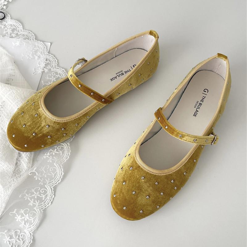 

Fashion IPPEUM Women Ballet Flats Suede Round Toe Ballerinas Shoes Mujer Buckle Straps Mary Janes Shoes 245 жёлтый