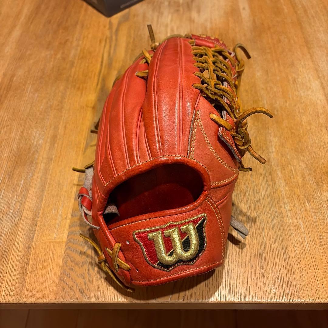 Used Wilson Rigid Gloves Orange