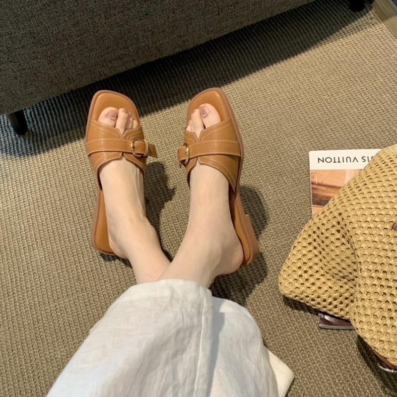 Schafleder Schuhe Damen Sommer tragen Nische diagonaler Schnitt eckige Zehenpartie helle Linie Gürtelschnalle flacher Boden coole Hausschuhe