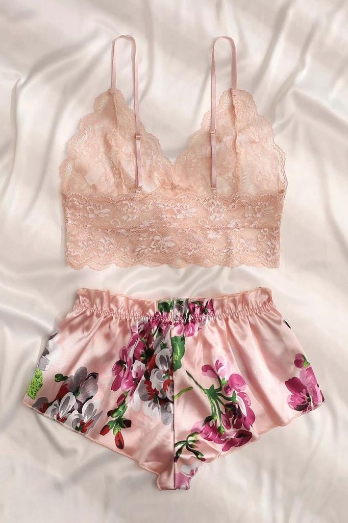 Dantel Büstiyerli Çiçekli Sütyen Şort Pijama Takımı Saten