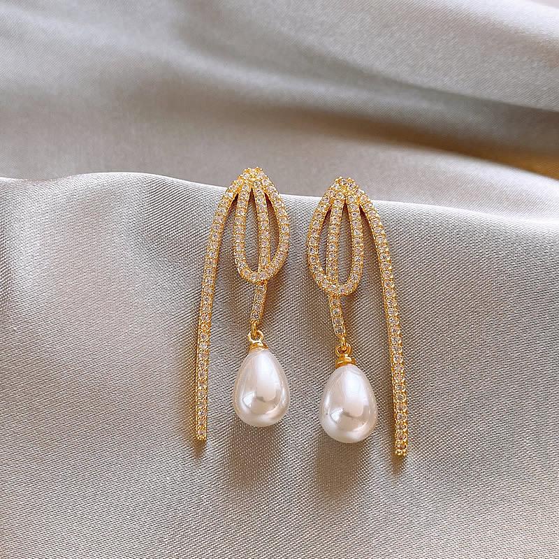 Diamond-encrusted Pearl Water Drop Fringed Earrings Light Luxury High-end Exquisite Design Stud Earrings Fashion Earrings Women