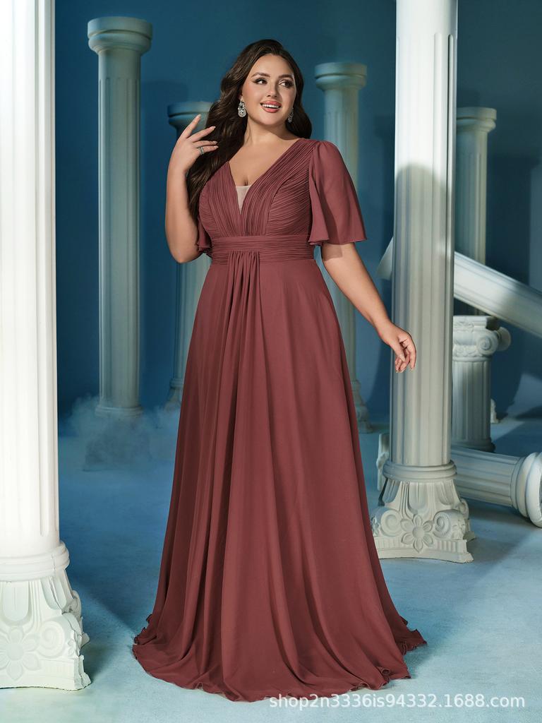Plus Size V-Neck Chiffon Bridesmaid Dress 2024