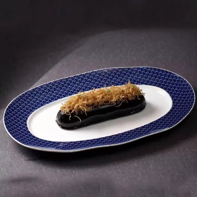 Nordic Ceramic Wavy Oval Serving Dish