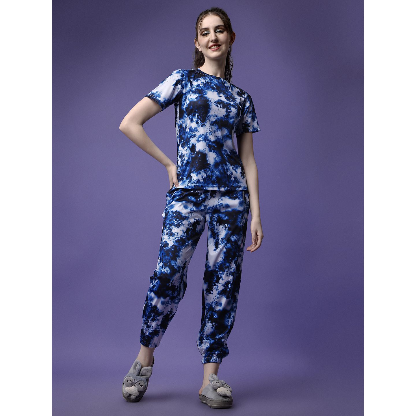 

Простое и модное ночное платье из хлопка и лайкры для женщин и девочек.