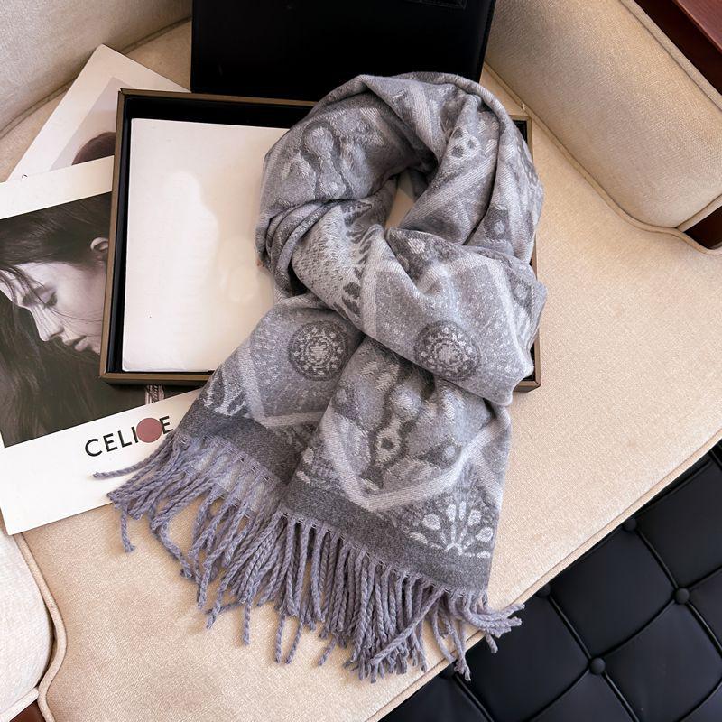 Women's Ethnic Bohemian Shawl: High-End, Thickened, Warm Jacquard Snood Scarf for Autumn and Winter