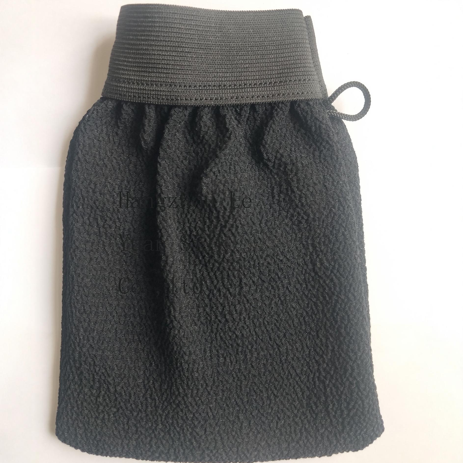 Extra Coarse Exfoliating Bath Mitt for Deep Facial Cleansing 14x22 cm чёрный