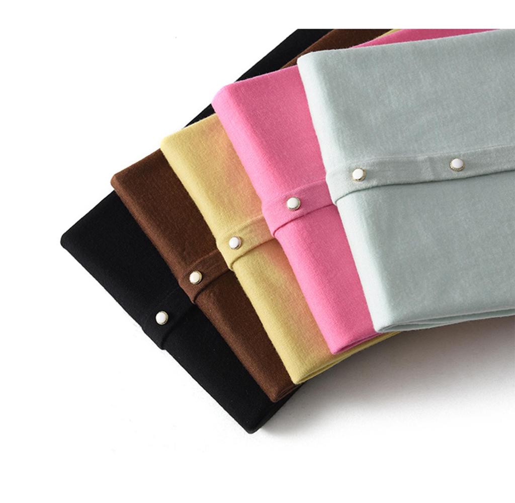 Women's Merino Wool Cardigan - Lightweight, Solid Color, Round Neck, Ideal for Spring & Summer.