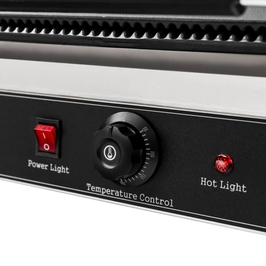 Grooved contact grill Mega-M HB 2300W.230V N